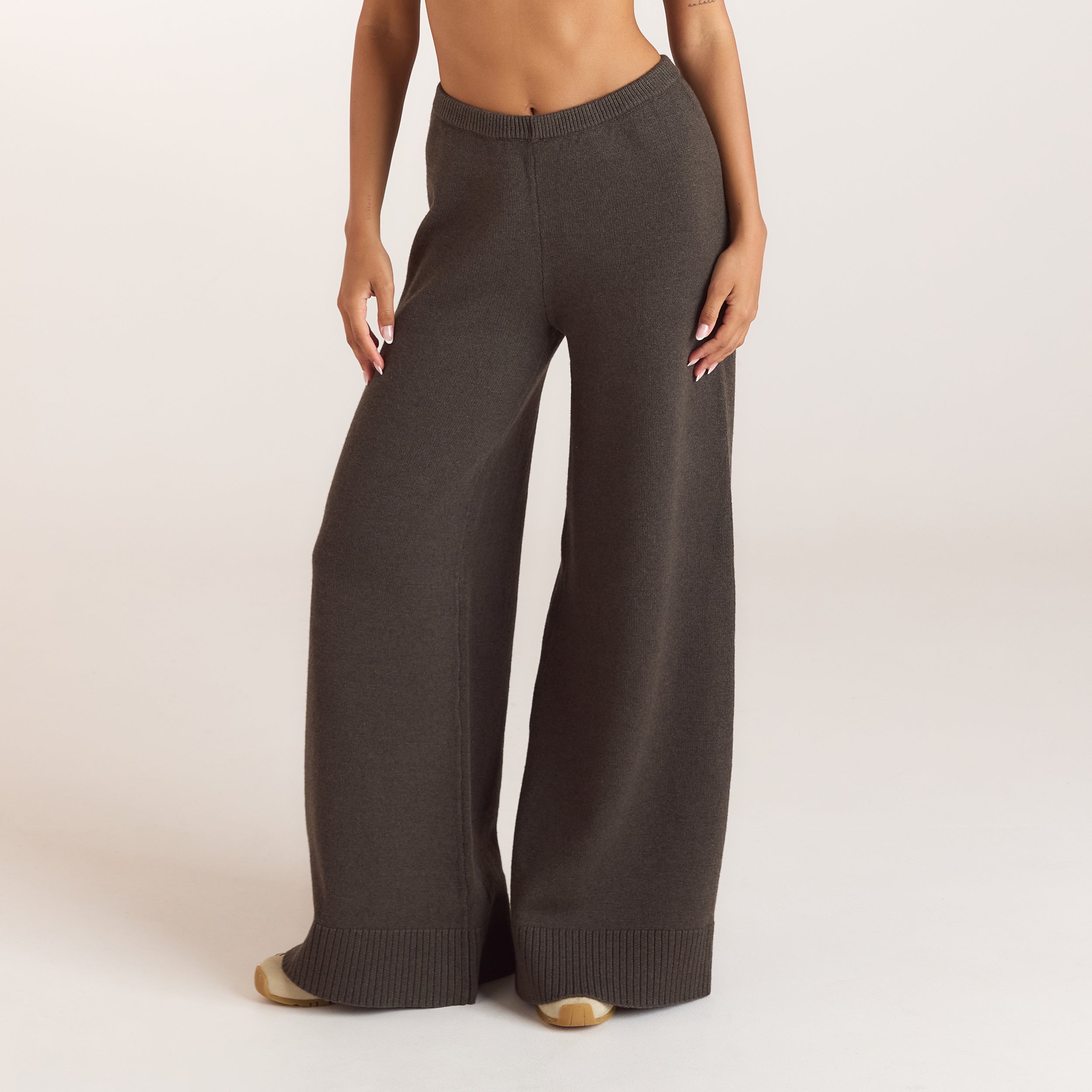 Strickhose mit weitem Bein - Moosgrün