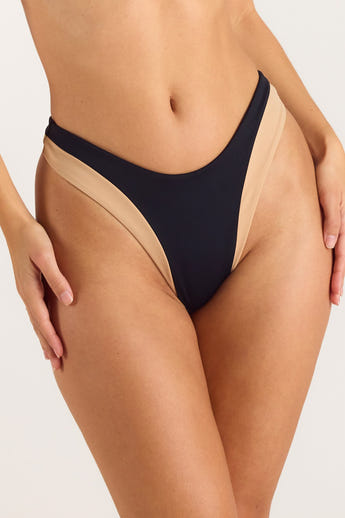 Monaco Bikini String mit Hohem Bein - Schwarz alternate