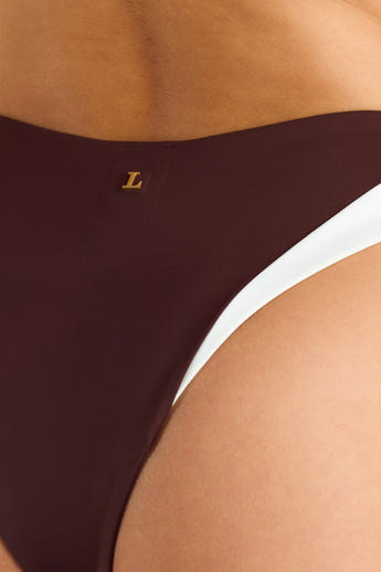 Monaco Brazilian Slip mit Hohem Bein - Schokolade alternate