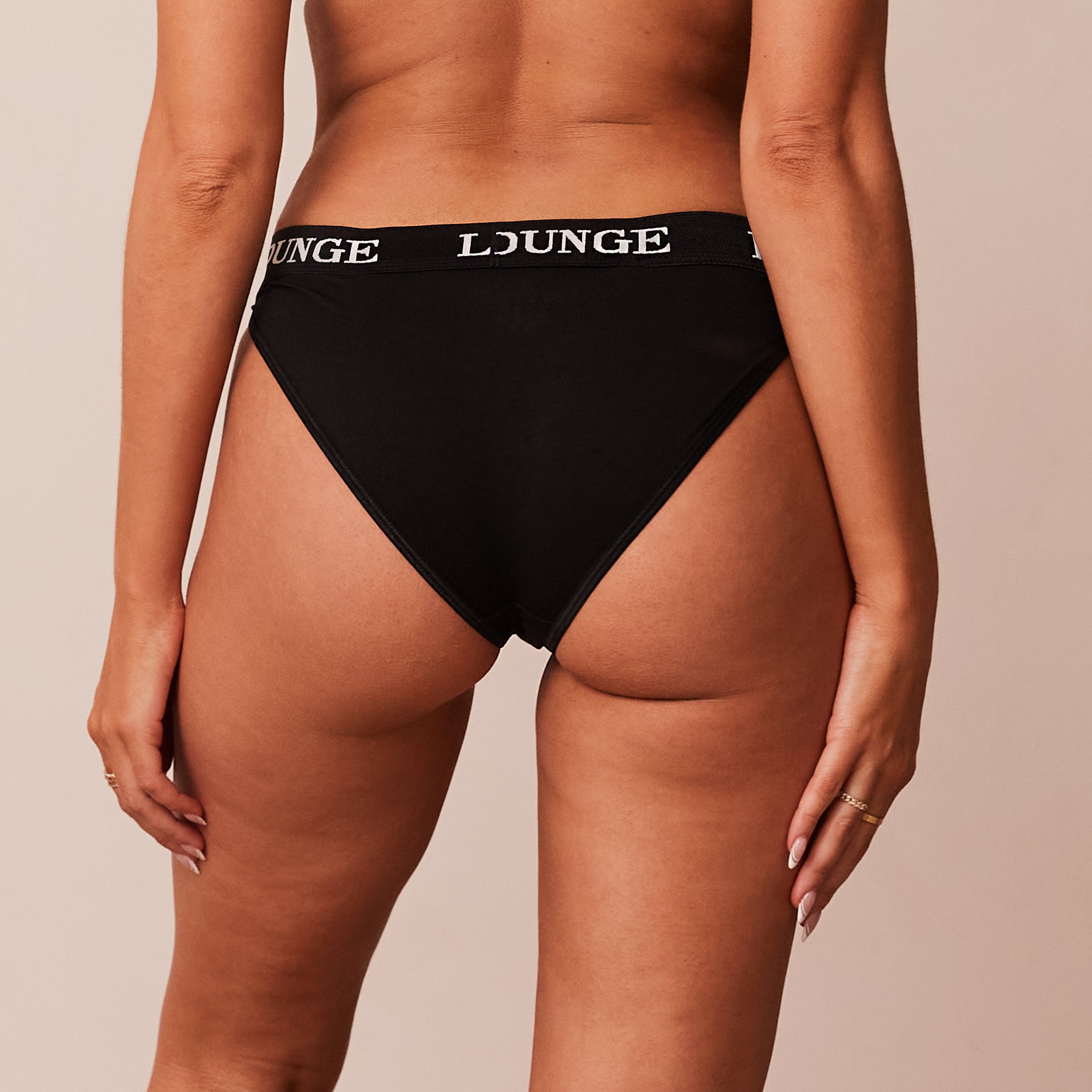 Bamboo Triangle Slip | Kara, S