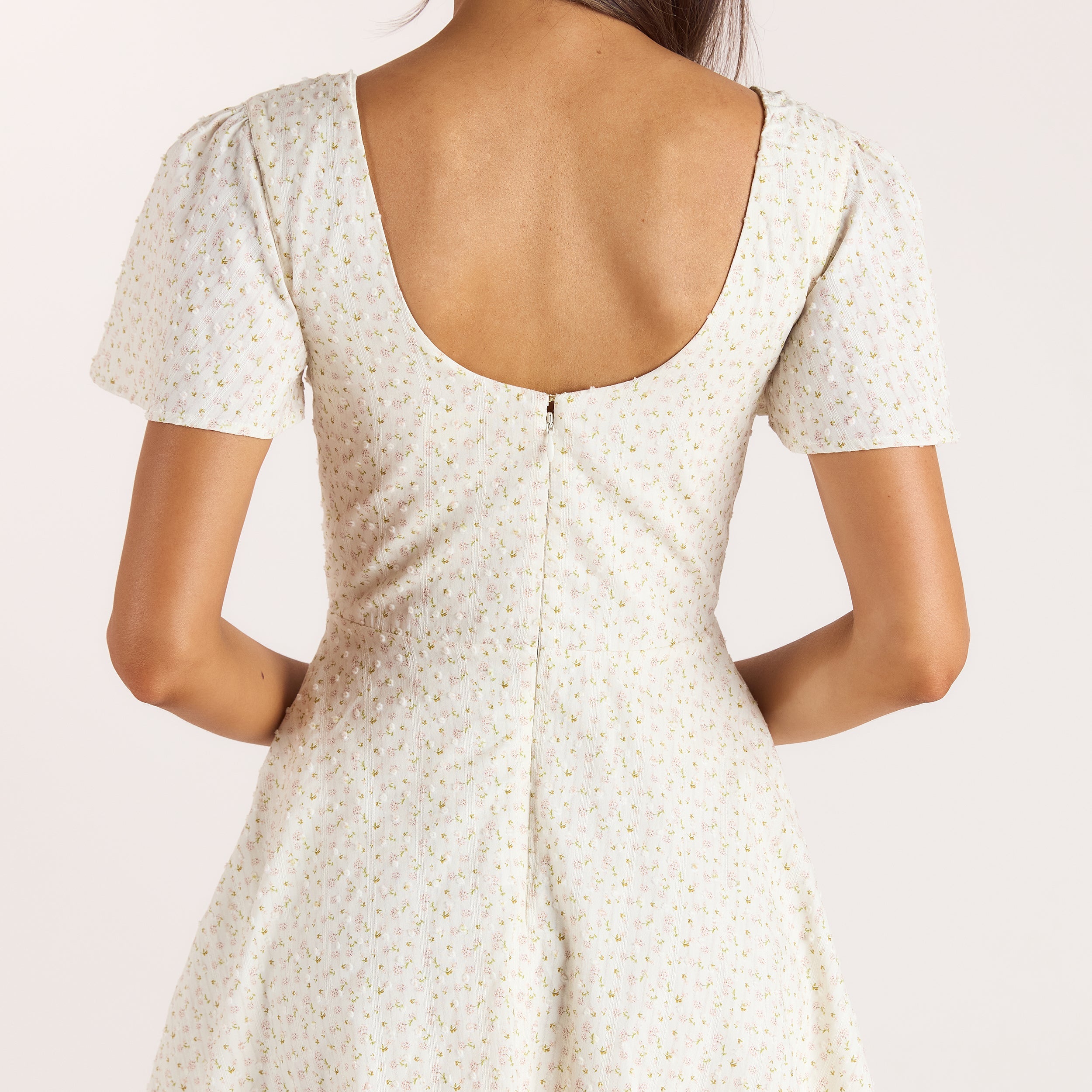 Spitzen-Minikleid | Spitzen-Minikleid - Blumencreme