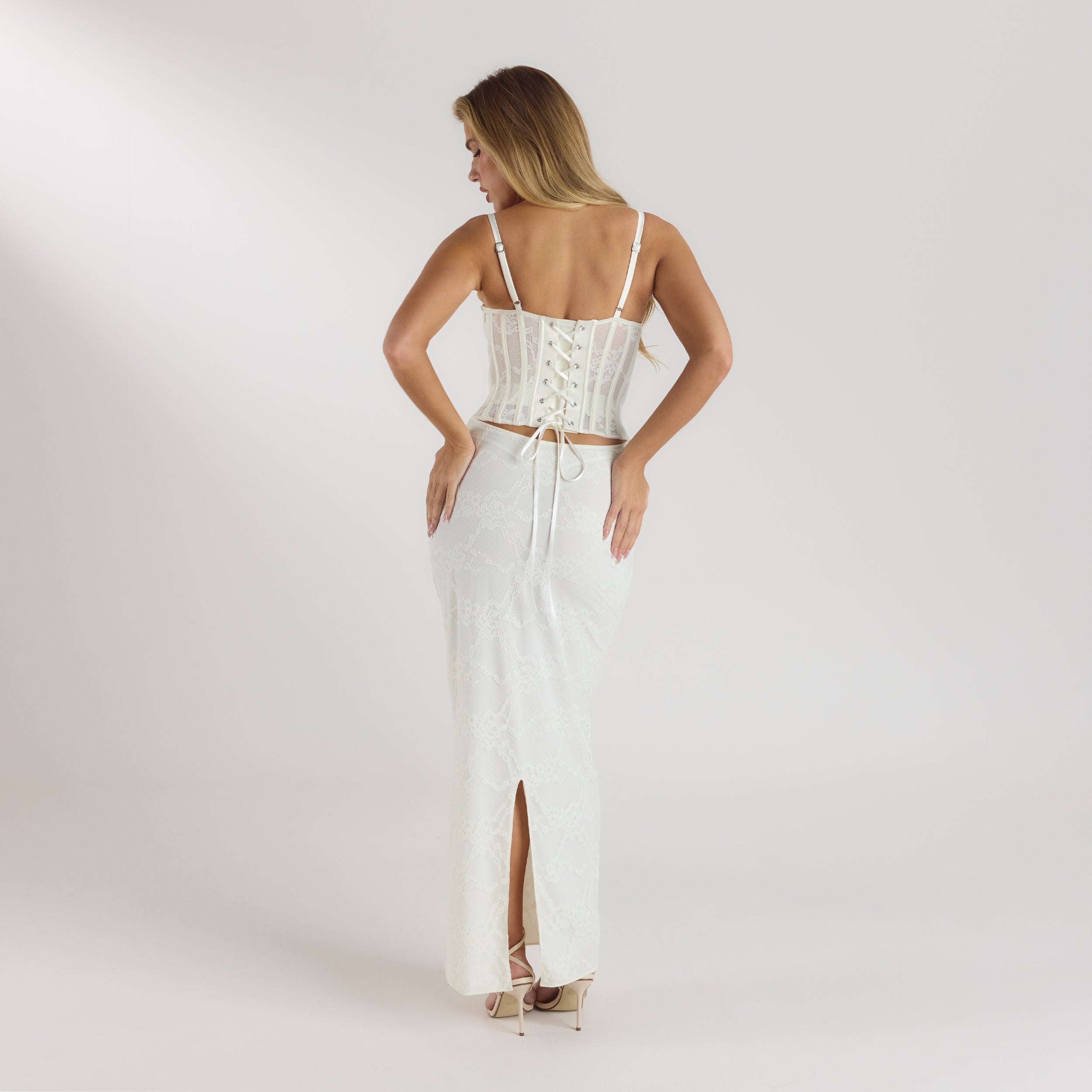 Blossom Maxikleid mit Body | Blossom Maxikleid mit Body - Crèmefarben