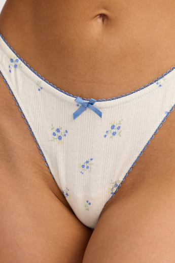 Pointelle String - Florales Muster alternate