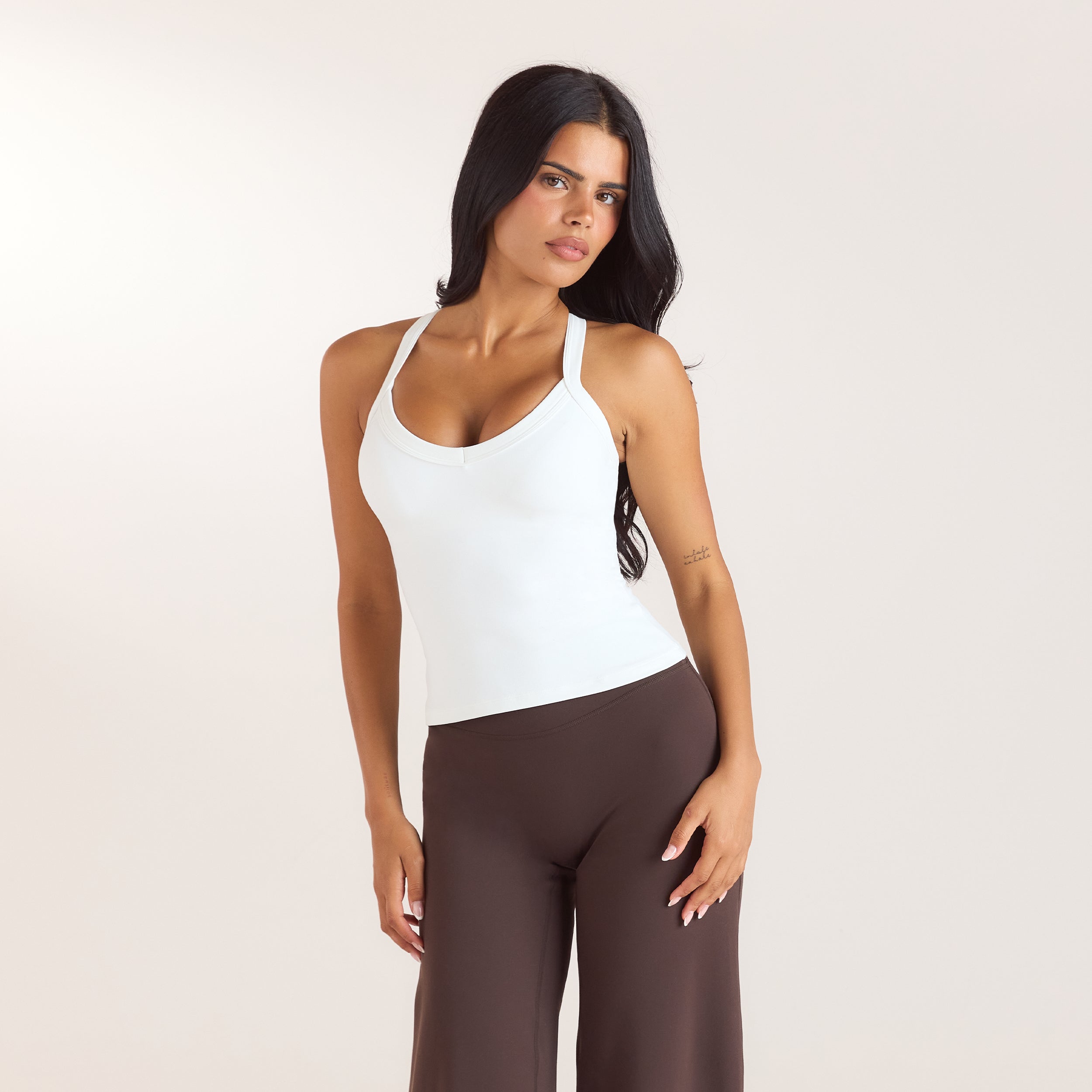 ContourSoft™ Cami-Top mit V-Ausschnitt | ContourSoft™ Cami-Top mit V-Ausschnitt - Weiß
