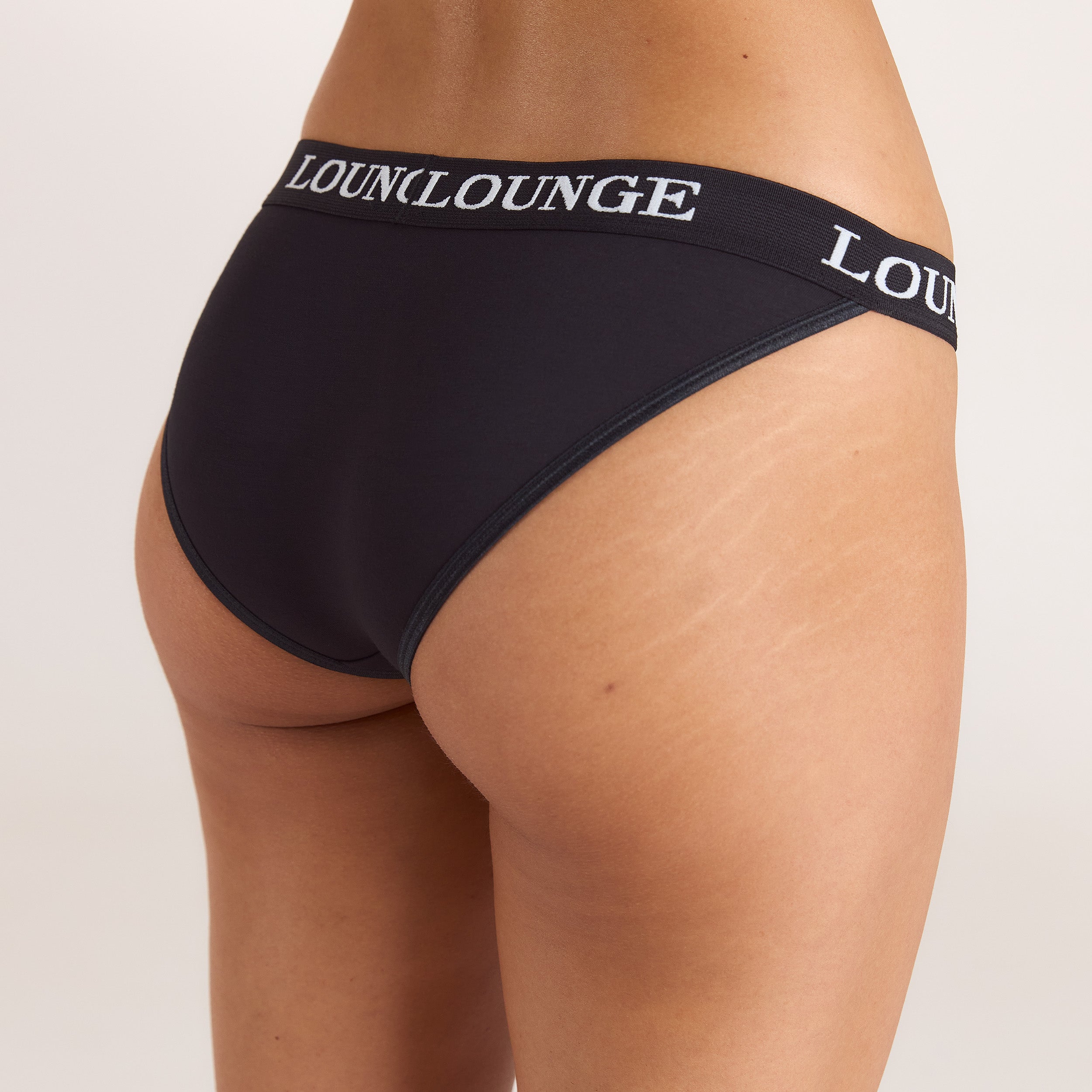 Bamboo Triangle Slip | Bamboo Triangle Slip - Ganz Schwarz
