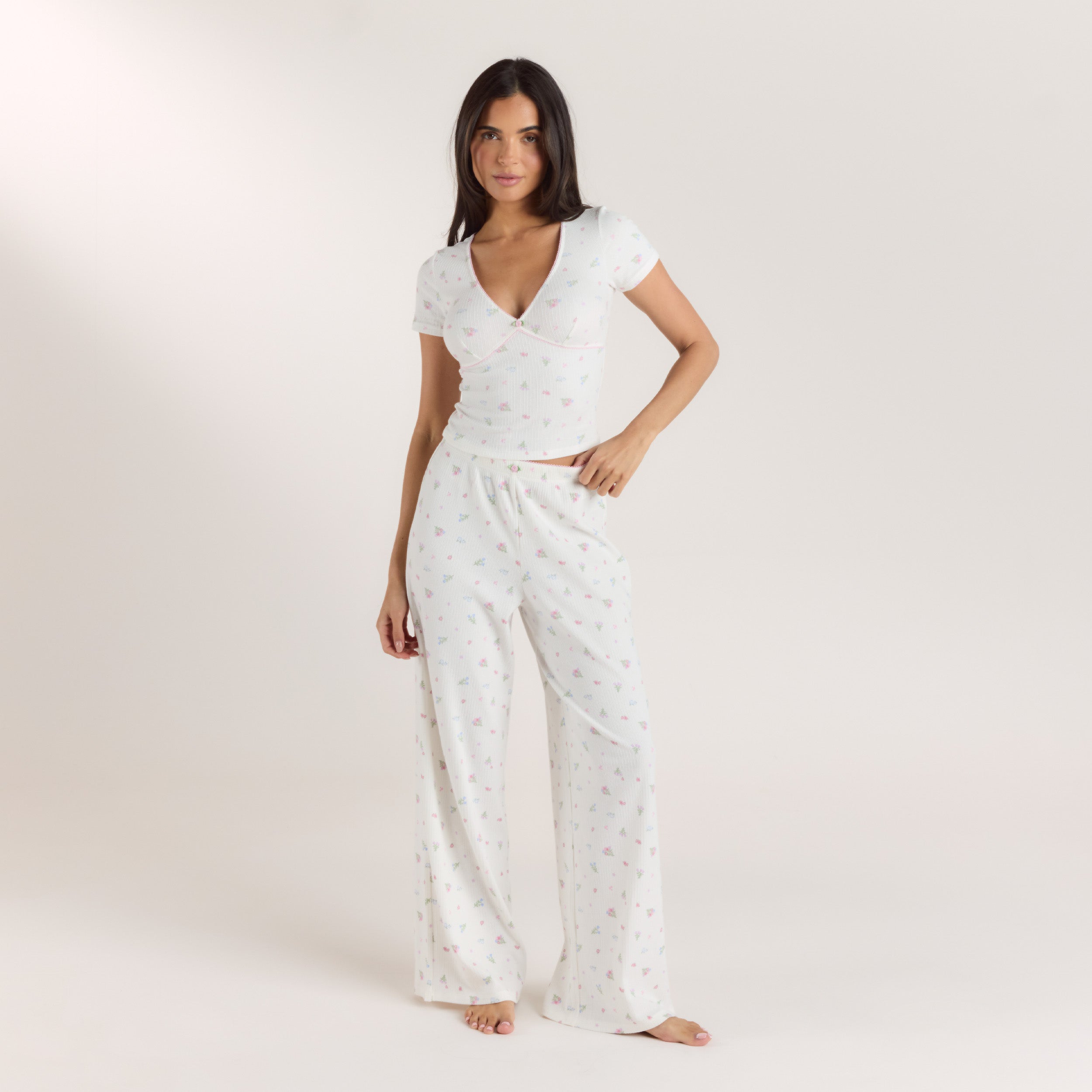 Gerippte Pyjamahosen | Gerippte Pyjamahosen - Florales Weiß