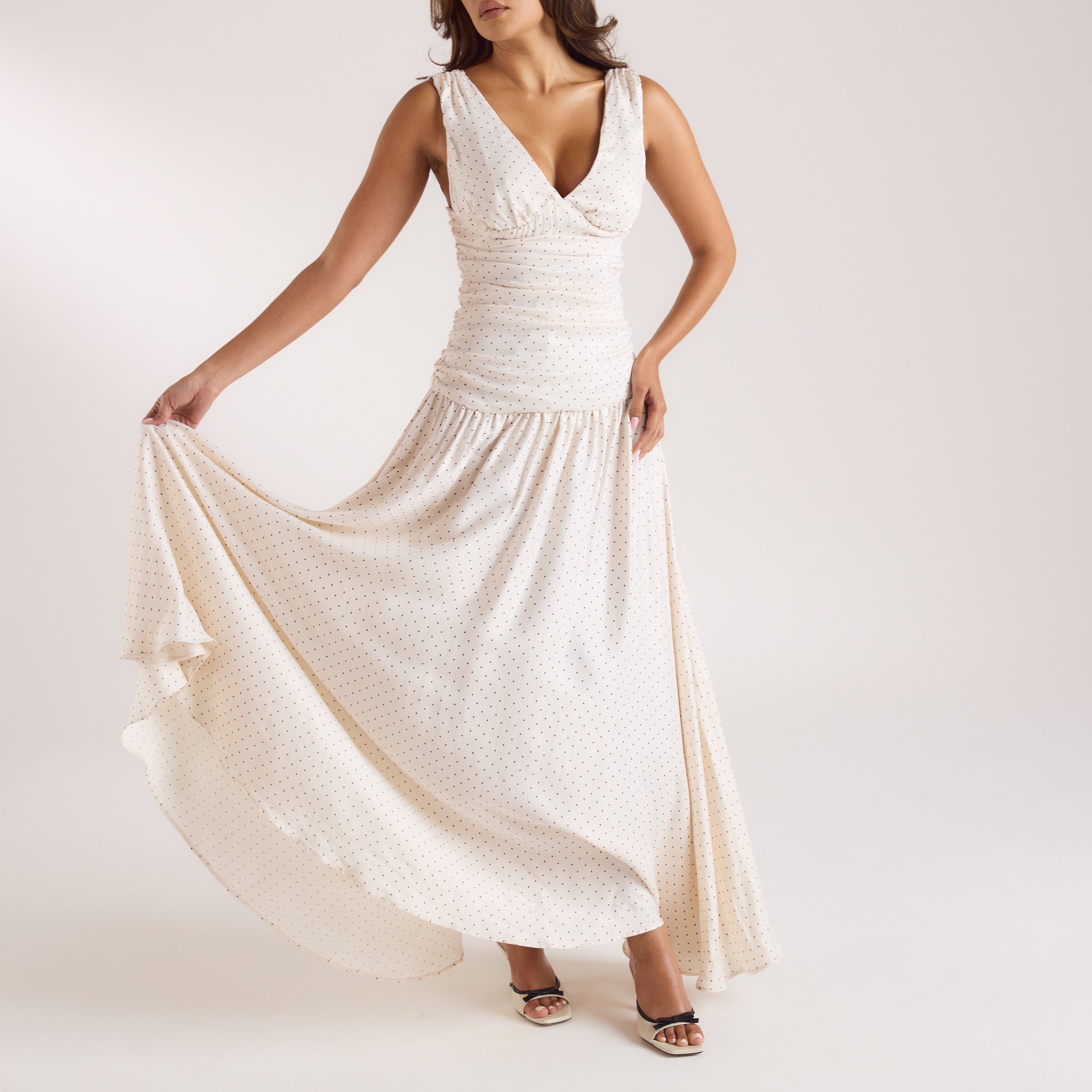 Cupro Blend Maxikleid | Cupro Blend Maxikleid - Weiß mit Tupfen