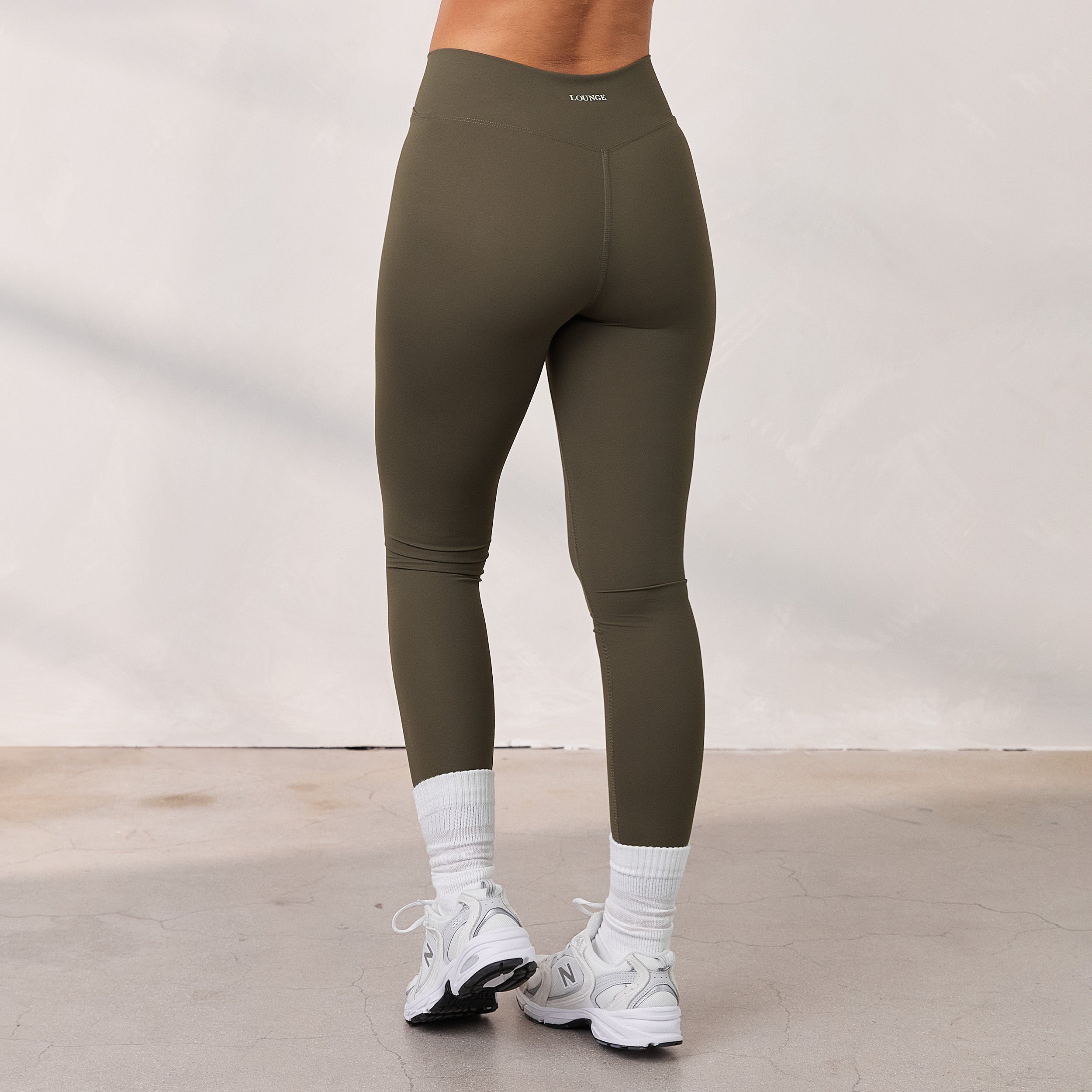 Silhouette Crossover Leggings | Adison, S
