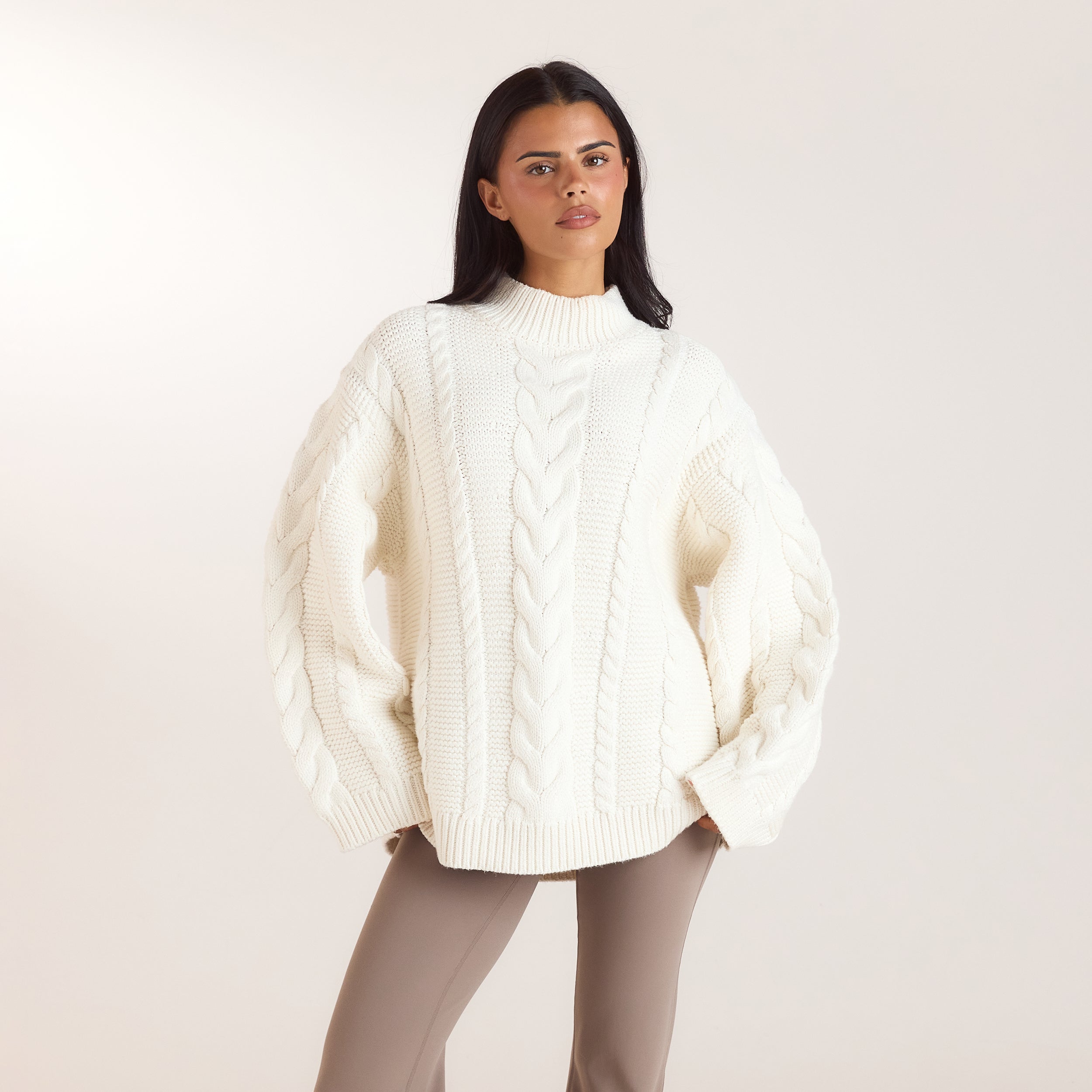 Oversized-Strickpullover mit Zopfmuster | Oversized-Strickpullover mit Zopfmuster - Crèmefarbe