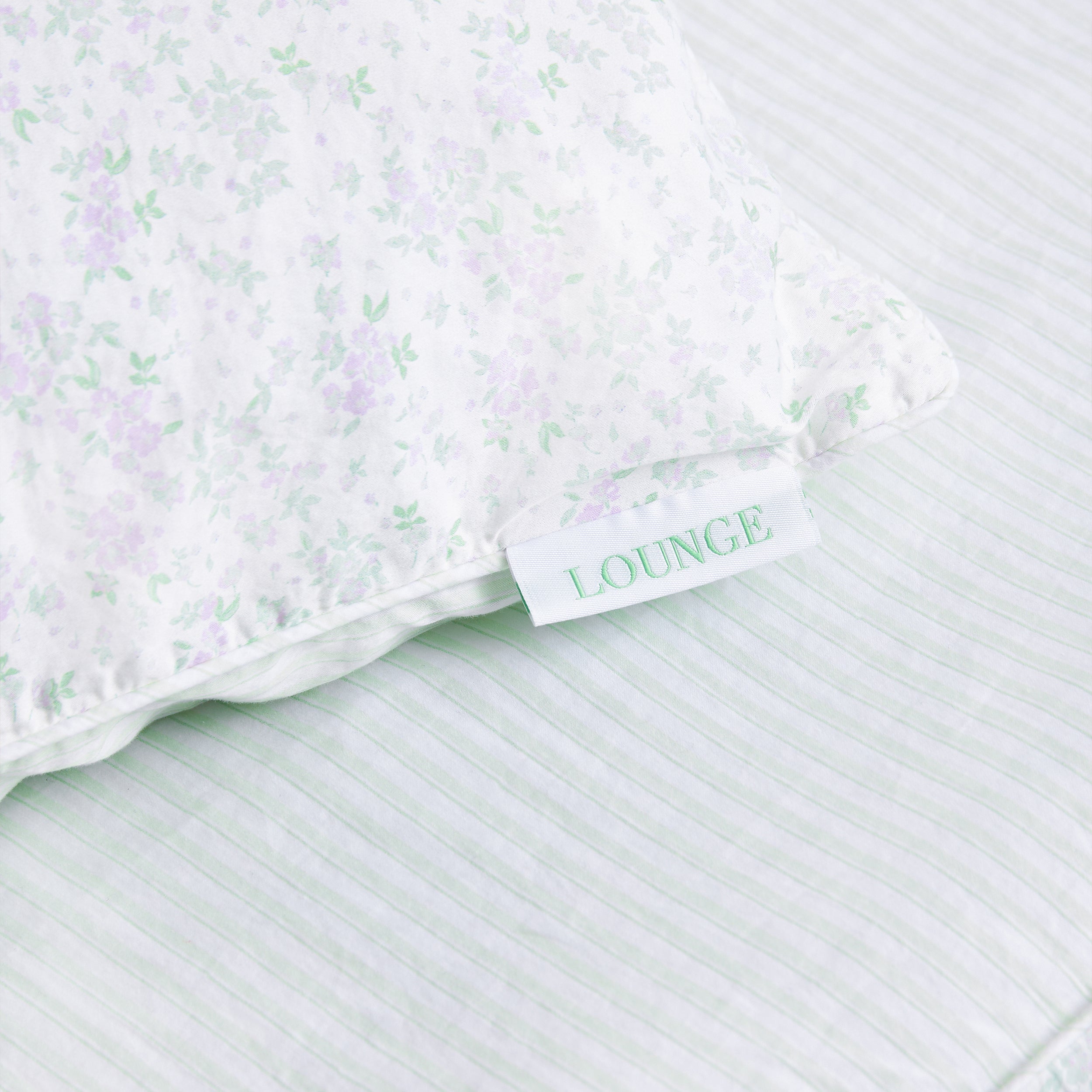 Bloom & Stripe Reversibler Bettbezug | Bloom & Stripe Reversibler Bettbezug - Salbei-Blumenmuster